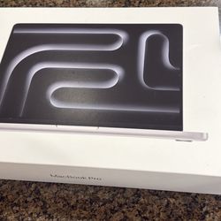 Apple macbook pro M5 512 gb 16 gb ram brand new full year warrnaty 