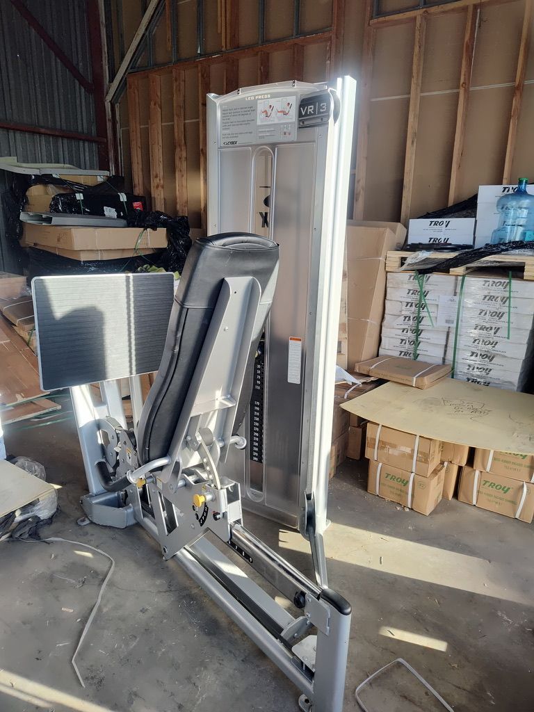 Cybex VR3 Leg Press (Delivery Included)