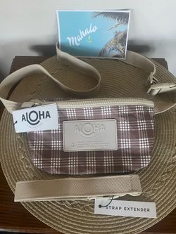 Aloha Collection Mini Hip Pack Splash Proof ($48 on Amazon)