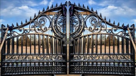 14 ft wide gate