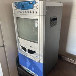 CRT TV 13” KARAOKE MACHINE BOOMBOX 