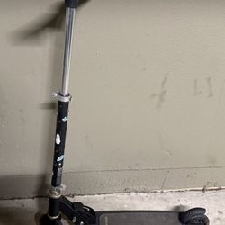 Jetson razor scooter.