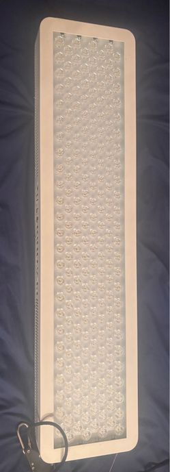 PlatinumLED BIOMAX 600 Red Light Therapy Panel – Like New – Less Than 5 Hours of Use