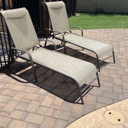 Poolside Lounge Chairs