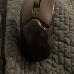 razor wireless gaming mouse with charging dock