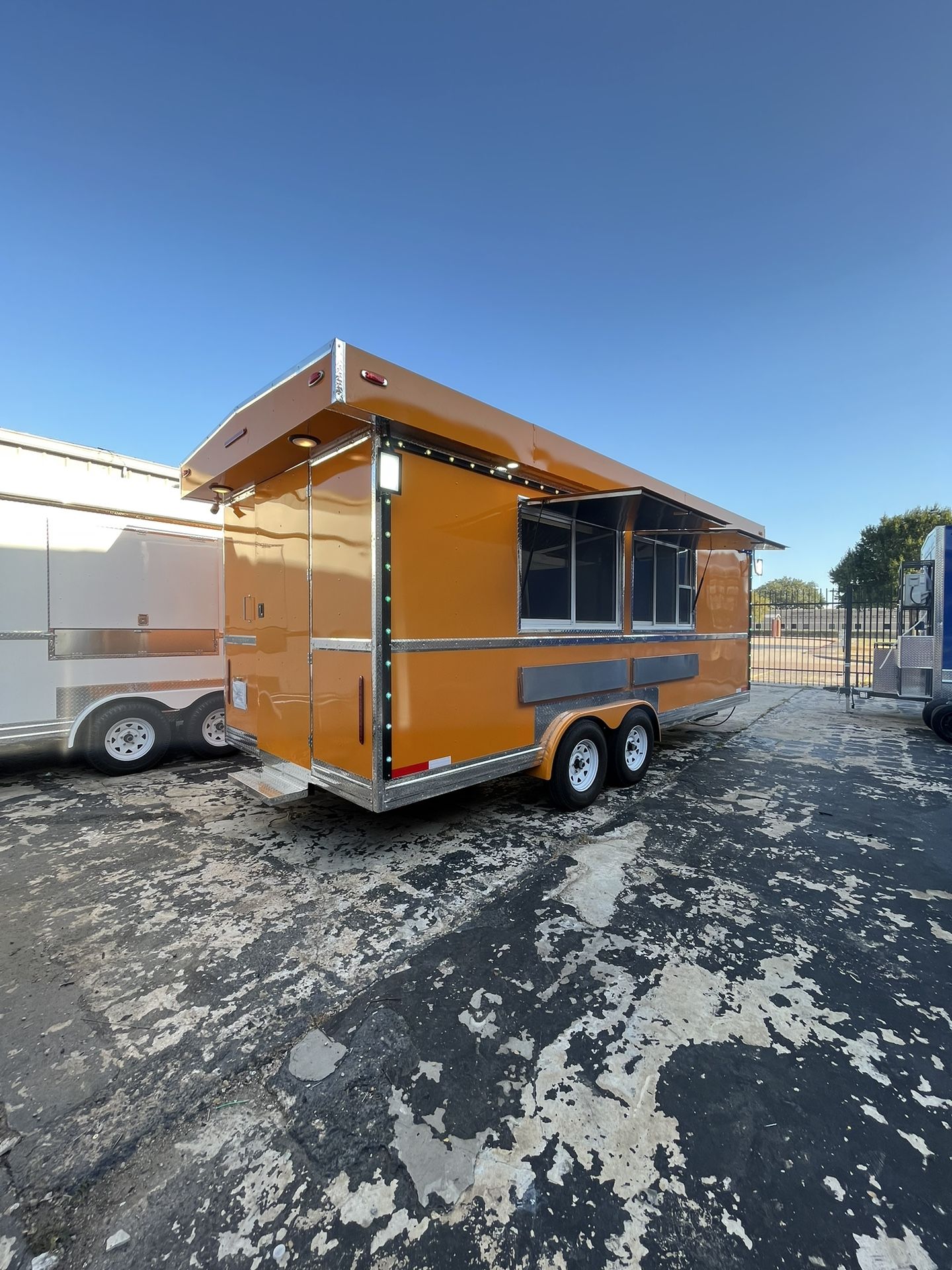 Taco Trailer Ready to Start