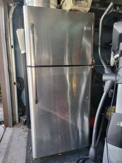 Frigidaire FFTR2131QS0