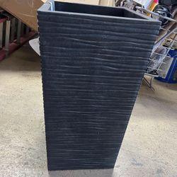 Serenity 13.5 in. x 26 in. Slate Rubber Self-Watering Decorative