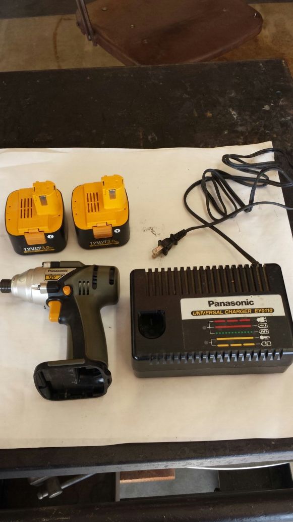 Panasonic cordless impact driver