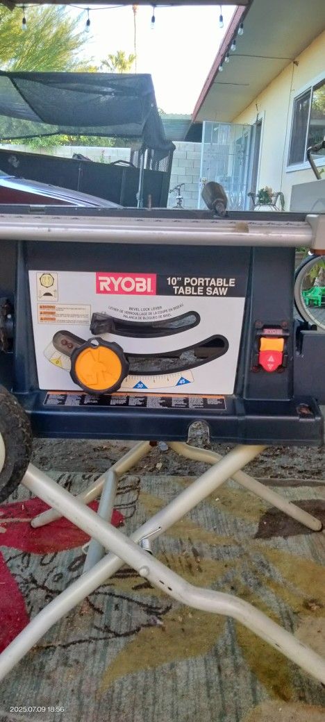 Selling A Table Saw Check Down On The Description ⬇️⬇️