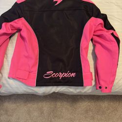 Womens  Motorcycle Jacket   Large 