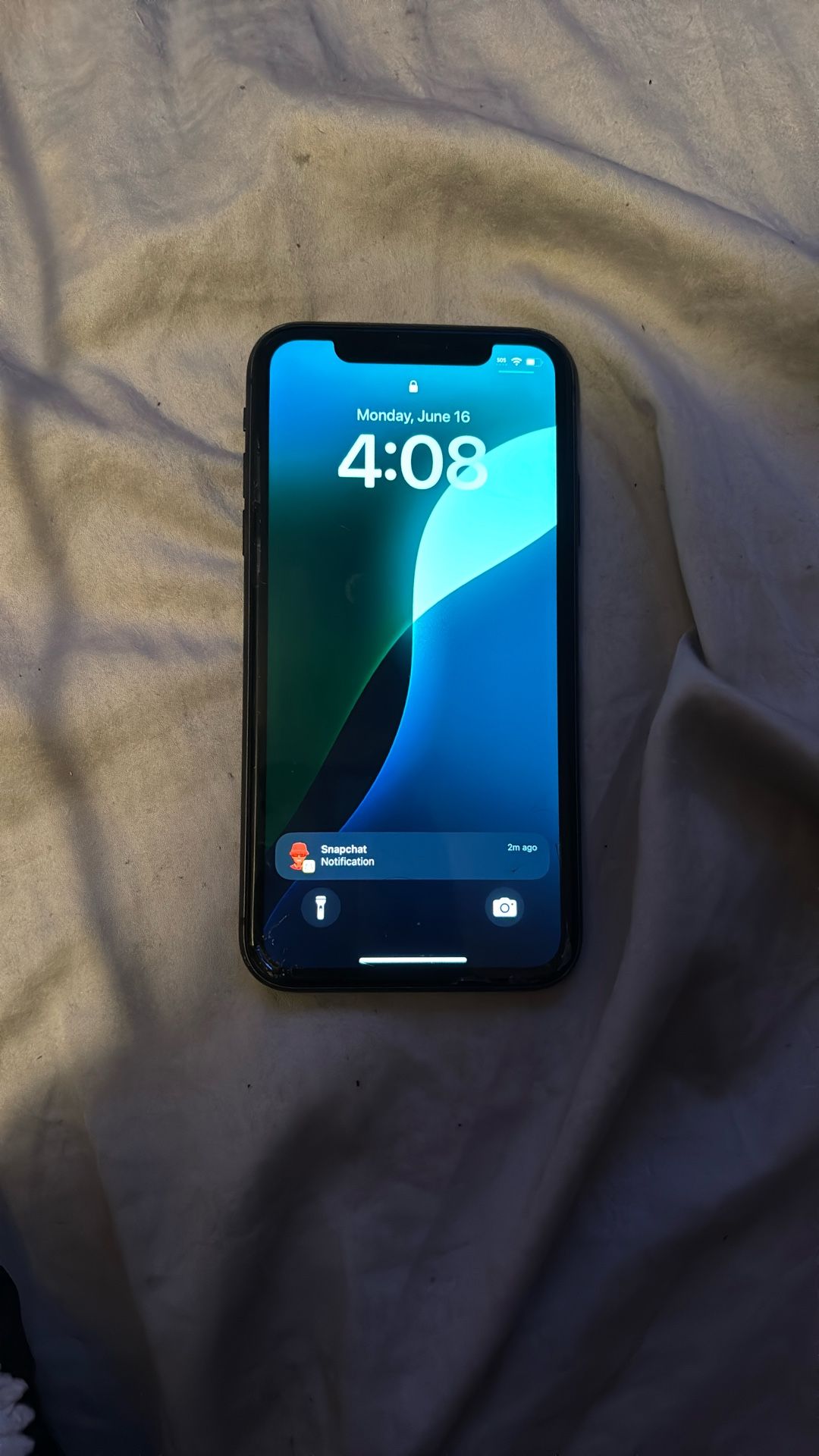 iPhone 11 (UNLOCKED)