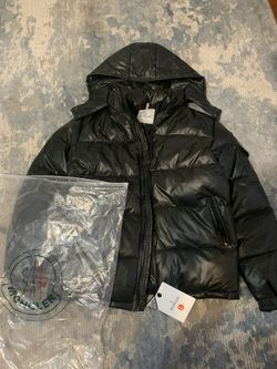 Moncler Maya Puffer Jacket, Size: Large