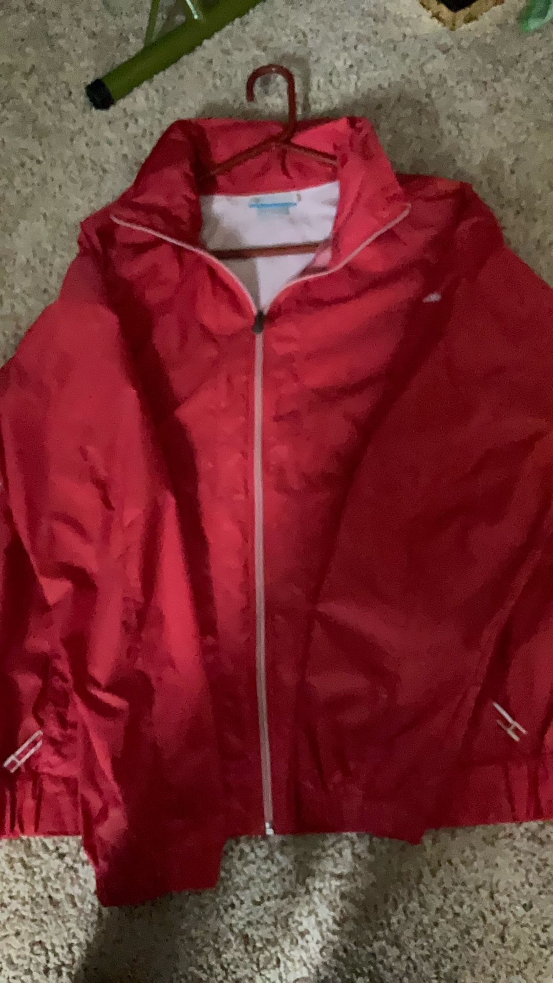 Columbia Omni-Shied Rain Jacket Women's XL Red Windbreaker Hooded