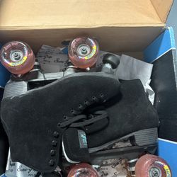 Roller Skates 6~men 7.5~women 