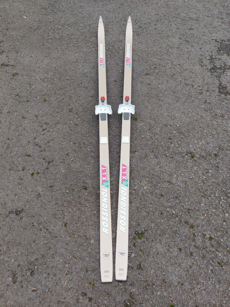 Original Rossignol Cross Country Skiis Nos
