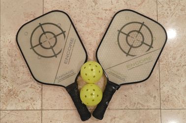 Pickleball paddles + balls