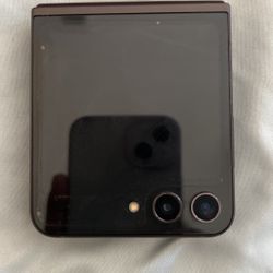 Samsung Galaxy Z Flip 5 Unlocked 
