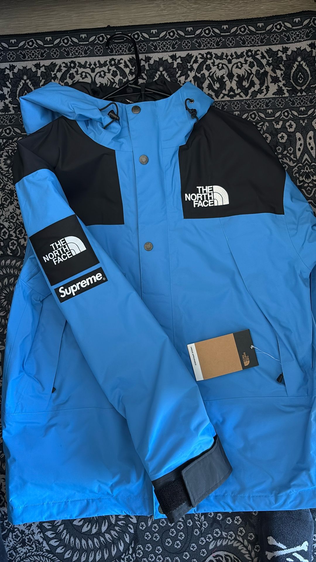 The North Face x Supreme