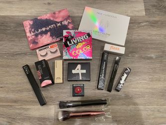 Makeup Bundle (brand NEW, never used)