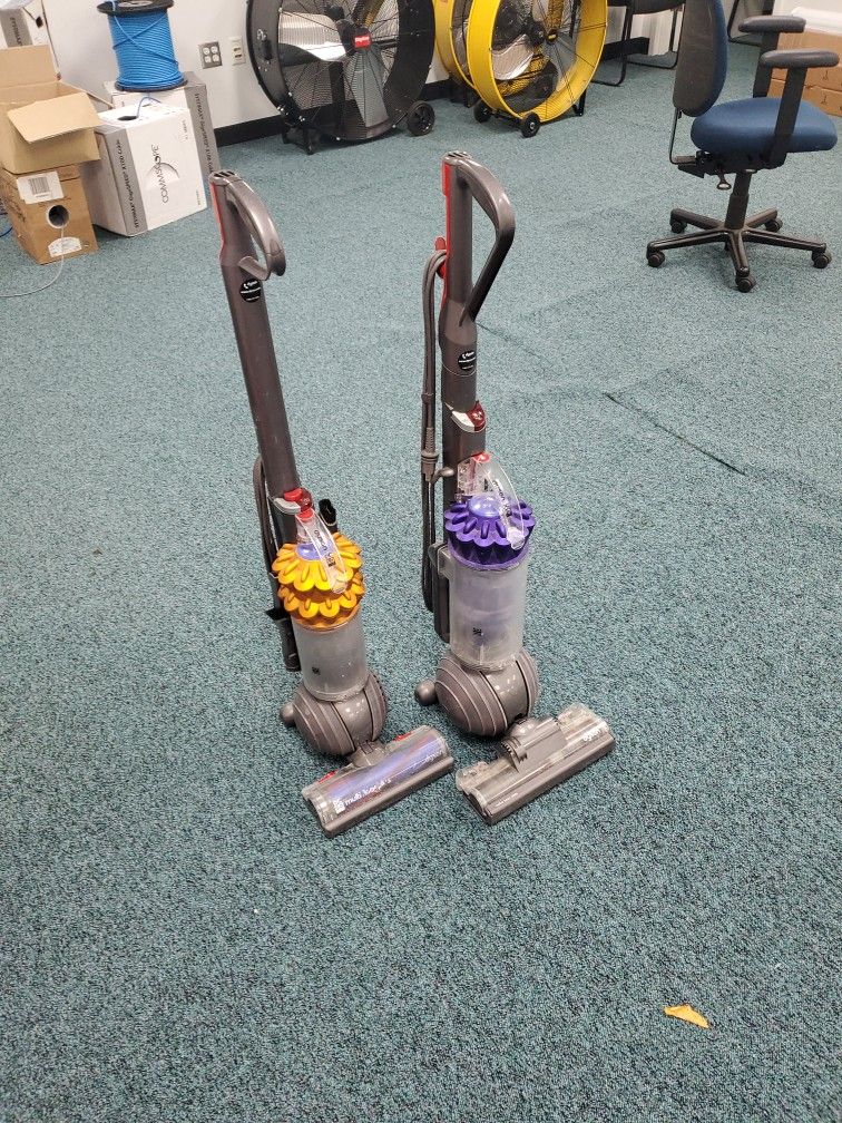 Dyson DC 40 And DC 50