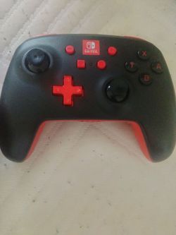 Nintendo Switch Wireless Controller Black and Red