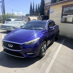2018 Infiniti Qx30