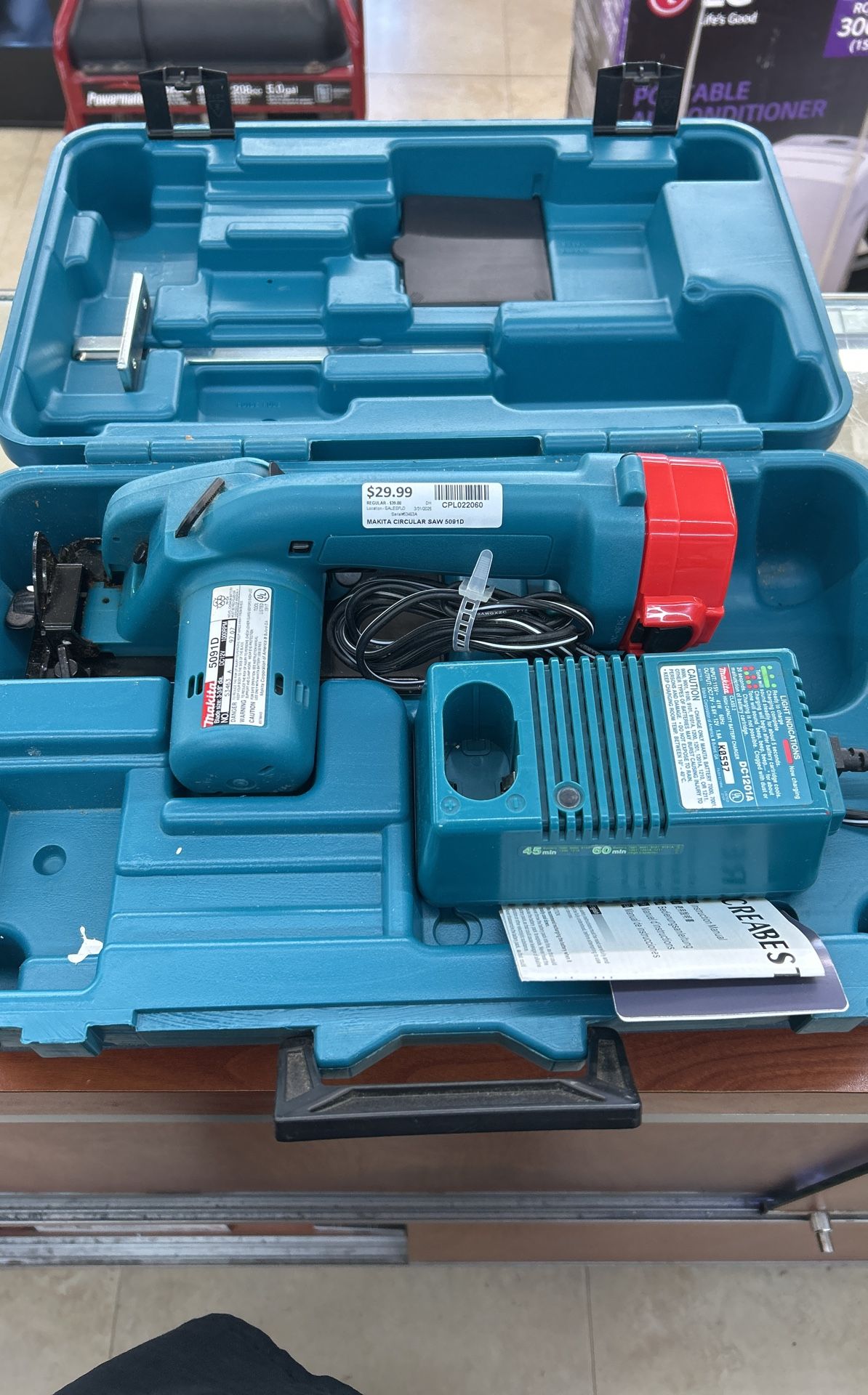 Makita 5091D Little Worm Saw, Batt, Charger