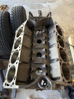 460 Engine Block