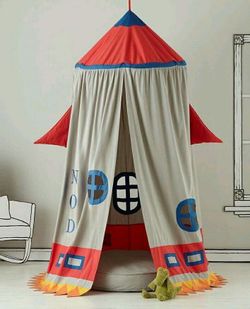 Land of Nod (from Cratec and Barrel) Canopy Playhouse Rocket ship tent