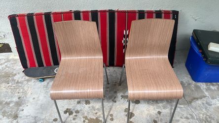 Two wooden chairs 5 bucks each