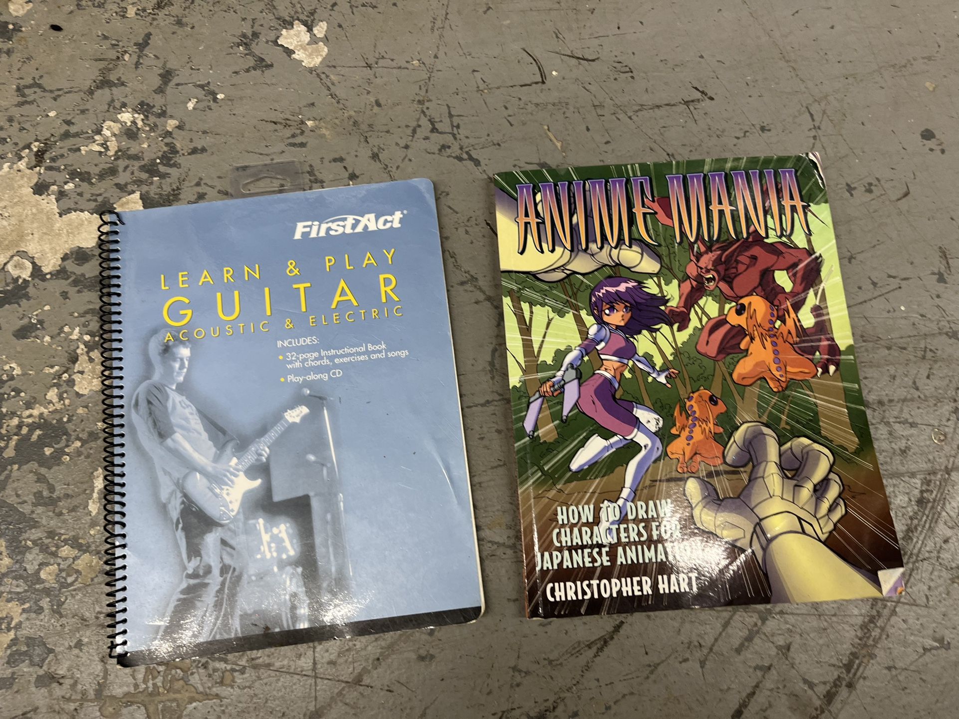 How To Play Guitar And Draw Anime/Manga