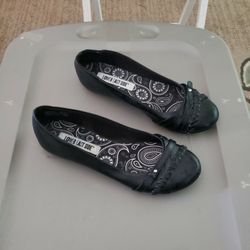 Women Flats Size 8 1/2