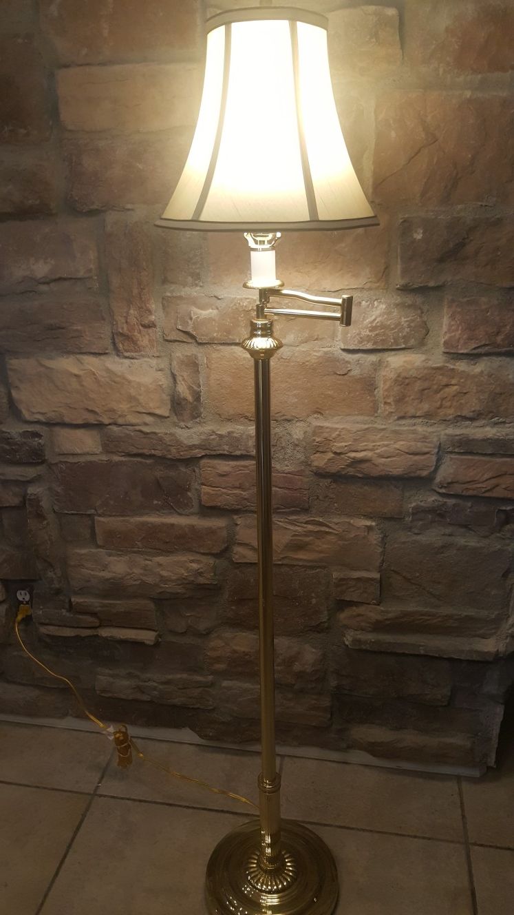 Floor lamp