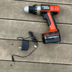 Drill / Taladro