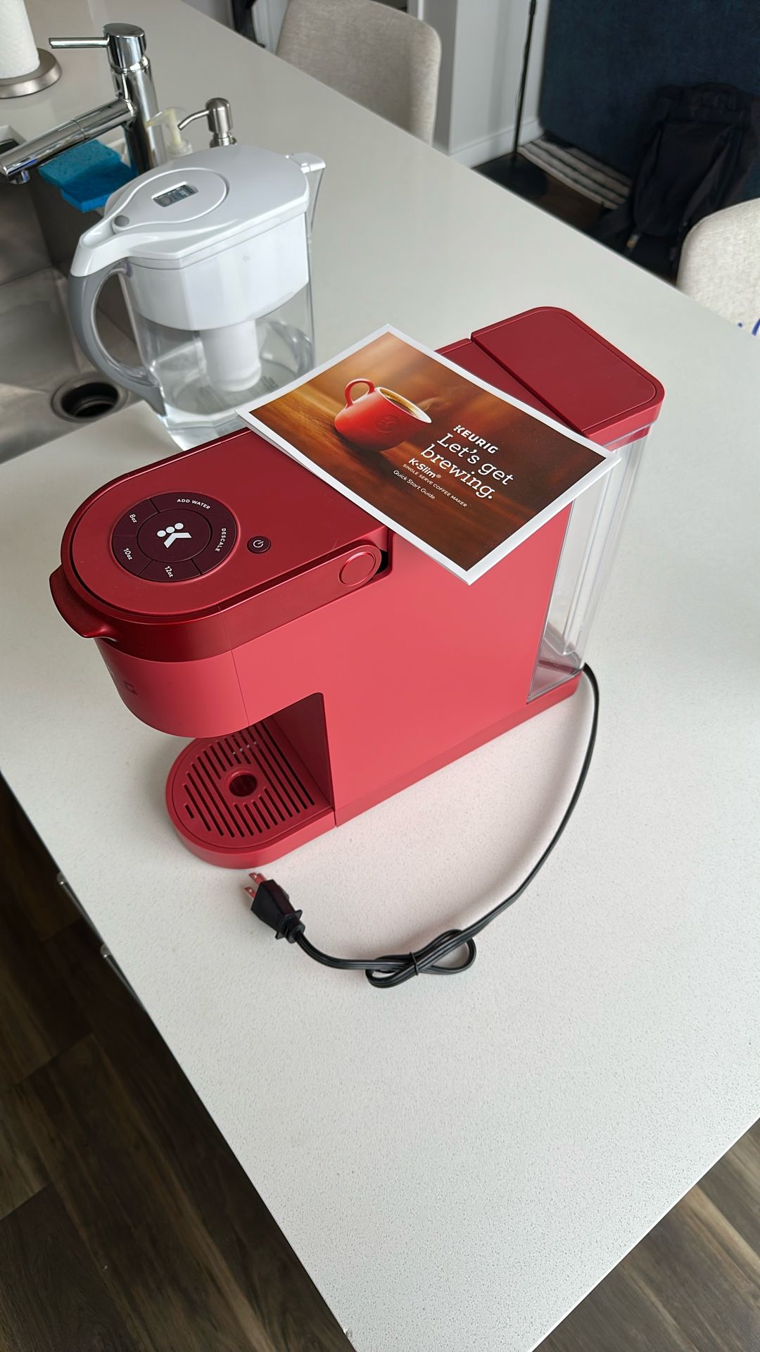 New Red Keurig K-Slim Single Serve Coffee Maker – Compact & Stylish