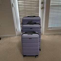 Luggage Set 3 Pcs Only 100$