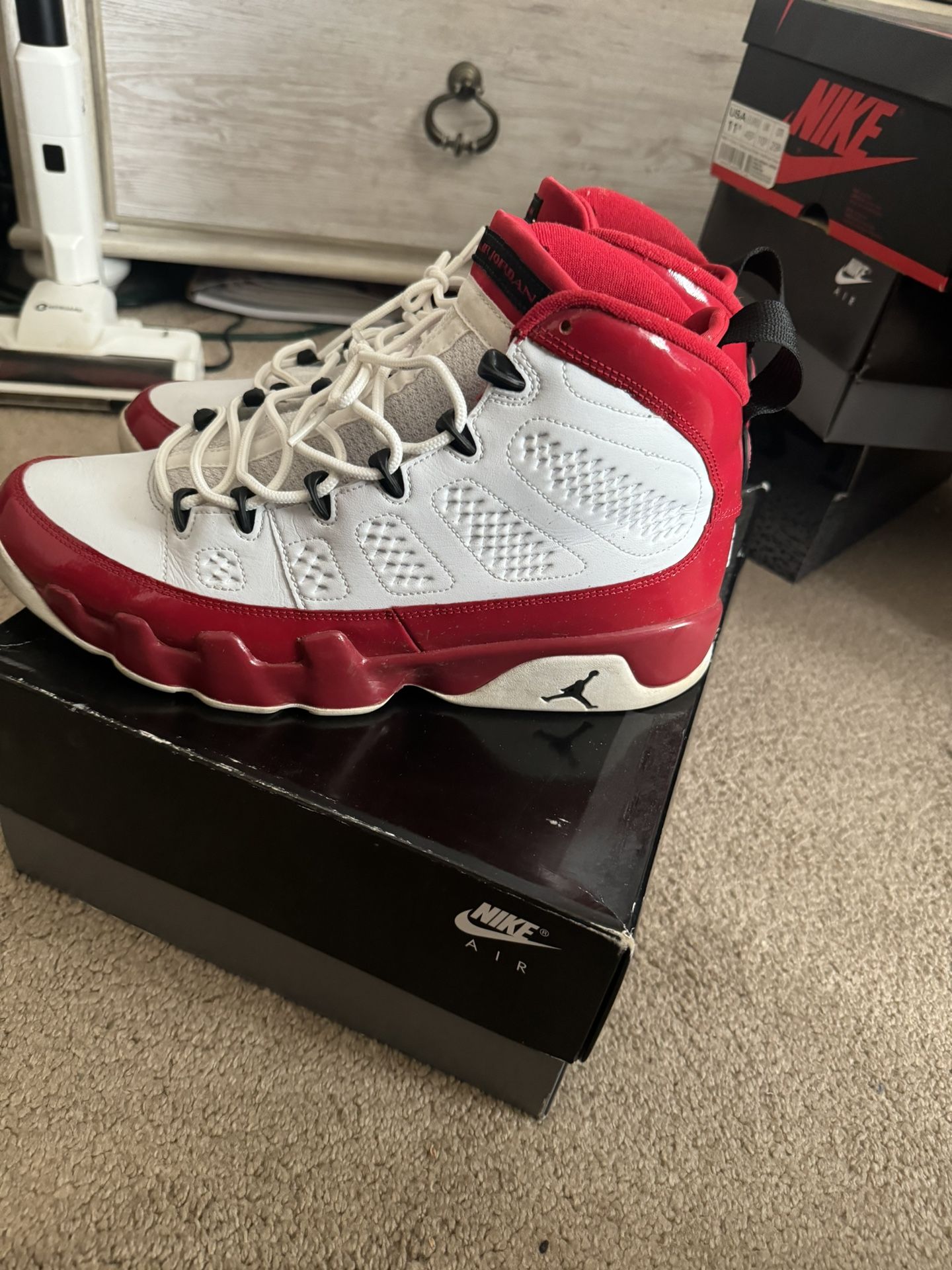 Air Jordan 9 Retro Gym Red