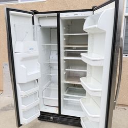 Whirlpool Refrigerator 