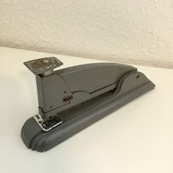 Metal Desktop Stapler