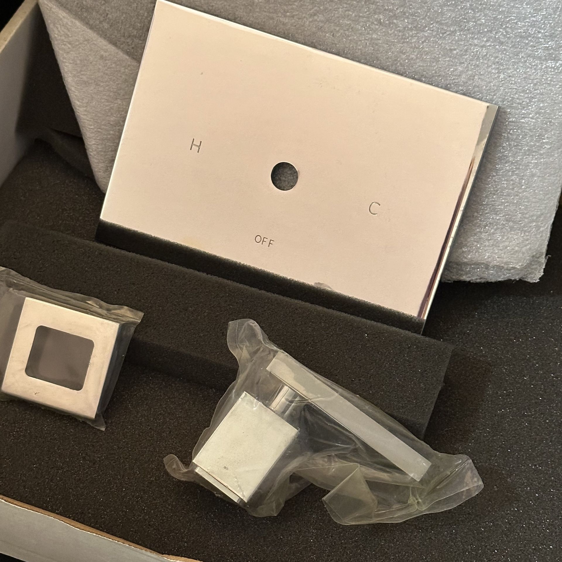 Newport Brass BP Shower Trim 4-2044BP/26 Polished Chrome.