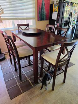 Expandable Wood Dining Table with 6 chairs + lazy susan