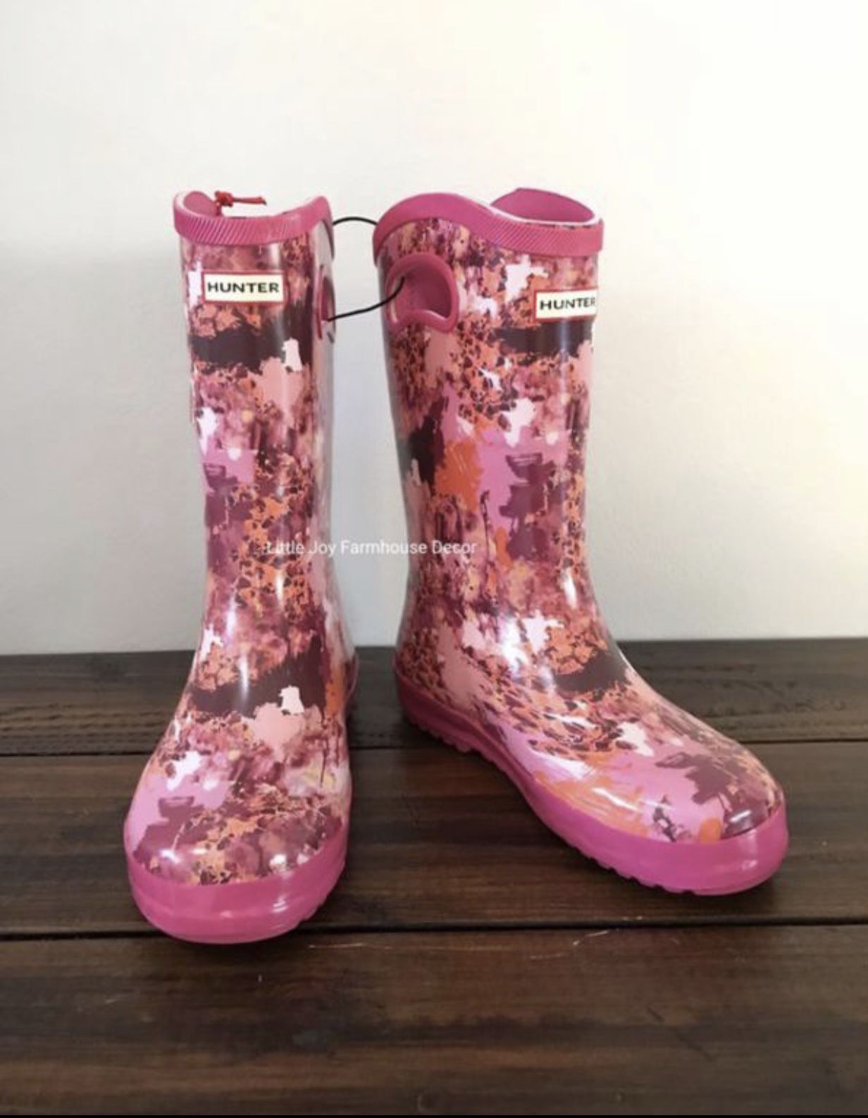 Brand New with Tag Hunter for Target Kid Tall Rain Boots in Patterned Pink Sz 4 & 5