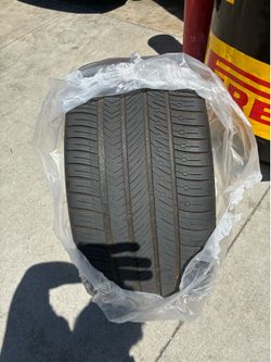 285/35/19 tire