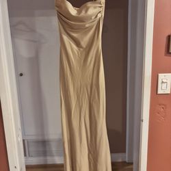 Homecoming / Formal Dress  Gold Girls/ Women  Size Small 