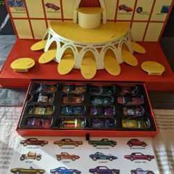 Hot Wheels O16 50th Ann Store Display