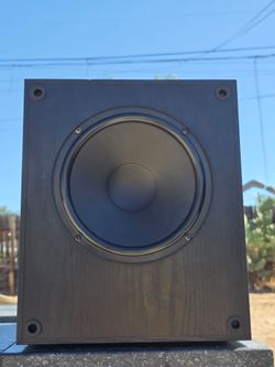JVC Black Wood-Grain Subwoofer Like New Sealed Design(8 inch)
