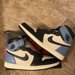 Jordan 1 Retro High Obsidian UNC