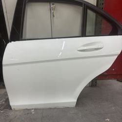 Mercedes C Class 08-14 Left Rear Door Assembly 
