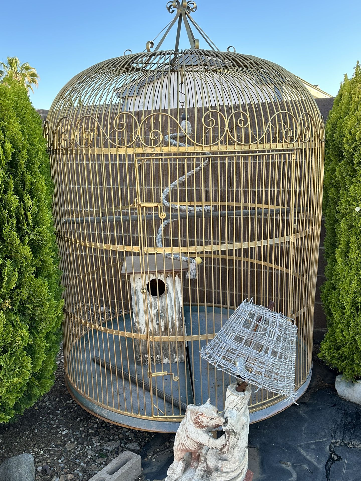 Larg Bird Cage Metal Heavy $500